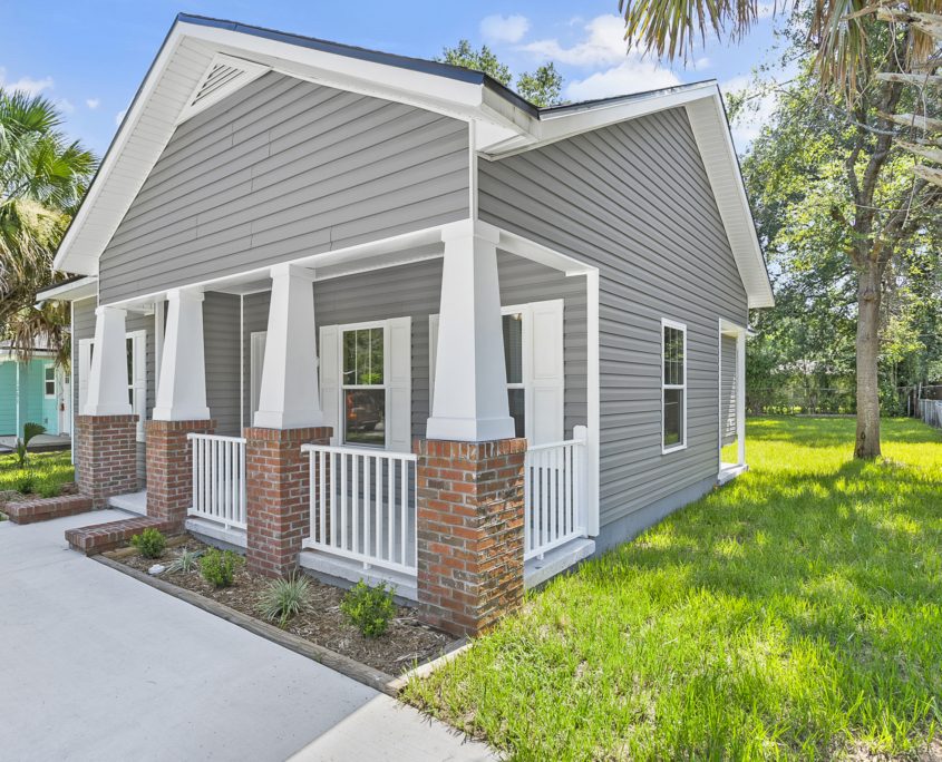 side view of the front of the house